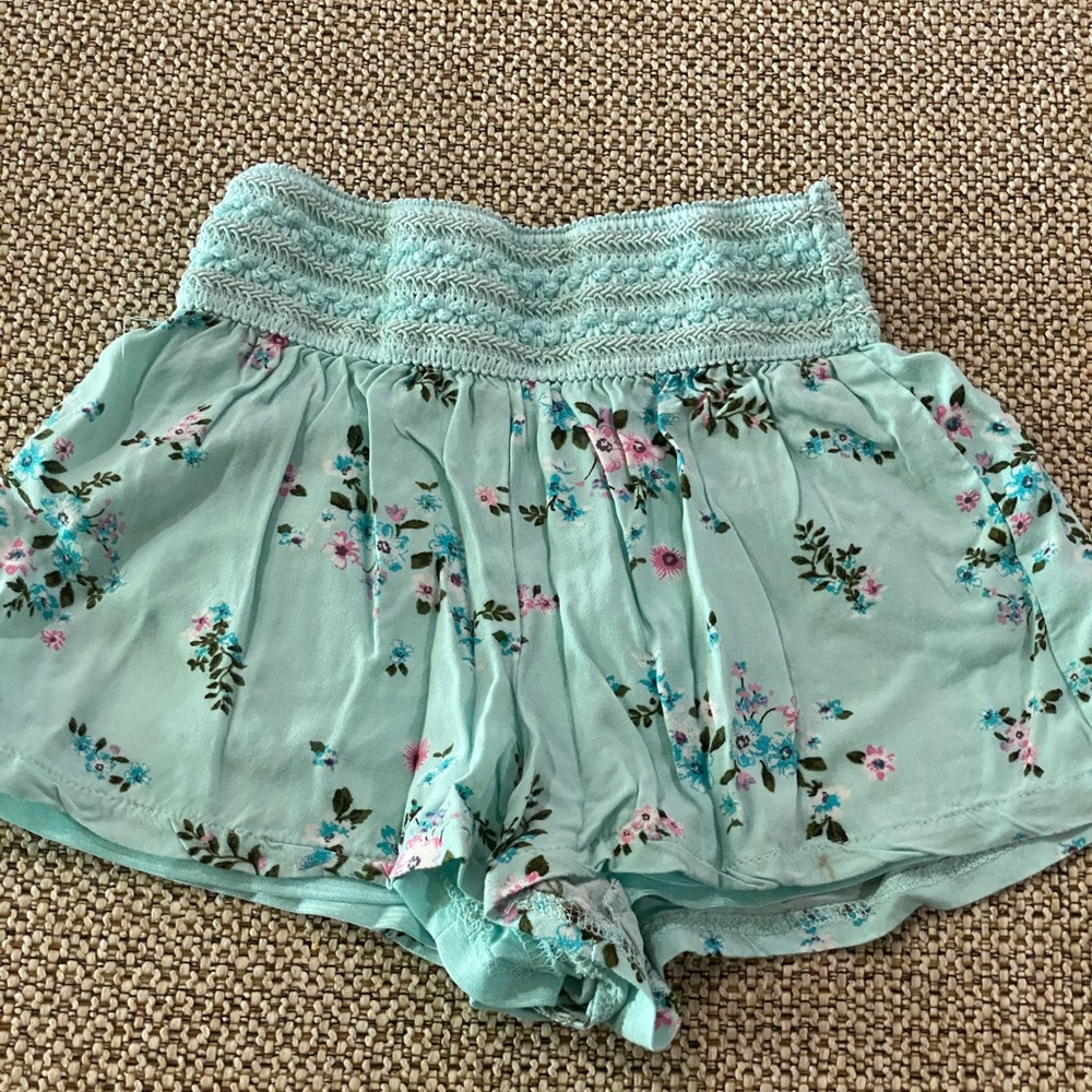 Knit Works Short Set - Picture 5 of 6